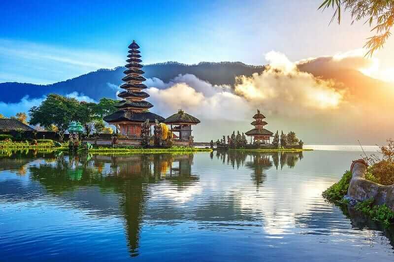 Destinasi Bali - Pulau dewata dengan pantai indah